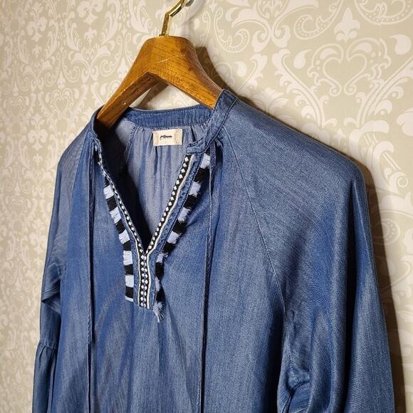 Altar'd State Size Small Blue Embroidered Longsleeve Top - Picture 2 of 12